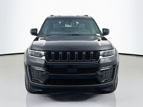 New 2026 Jeep Grand Cherokee L Limited AWD/4WD image 2