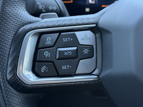 Used 2025 Ford Mustang GT Premium image 23