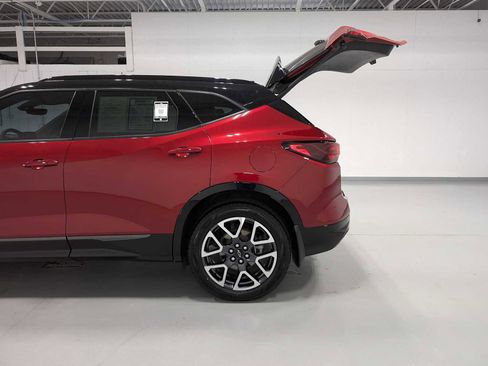 Used 2024 Chevrolet Blazer RS w/ Driver Confidence II Package AWD/4WD image 10