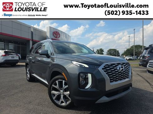 Used 2022 Hyundai Palisade SEL w/ Premium Package FWD image 1