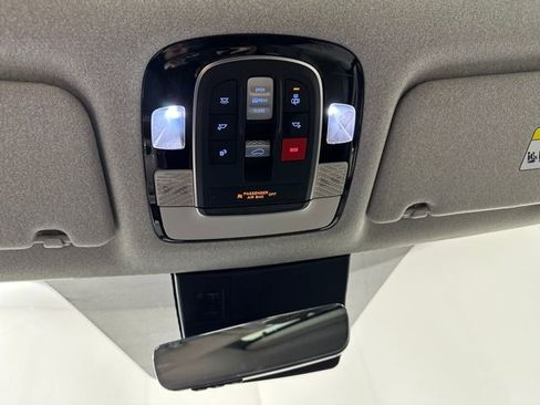 Used 2023 Hyundai Palisade Limited w/ Cargo Package image 25