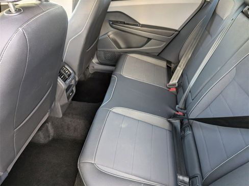 Used 2024 Volkswagen Taos SE image 27