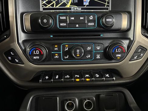 Used 2017 GMC Sierra 1500 Denali w/ Denali Ultimate Package AWD/4WD image 31