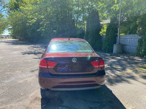 Used 2013 Volkswagen Passat 2.5 SE FWD image 4