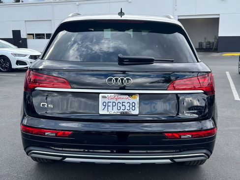 Used 2023 Audi Q5 2.0T Premium w/ Convenience Package image 9