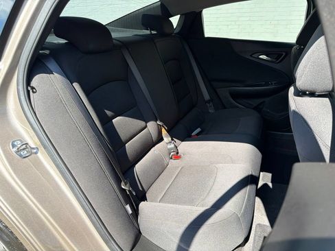 Used 2025 Chevrolet Malibu LS FWD image 11