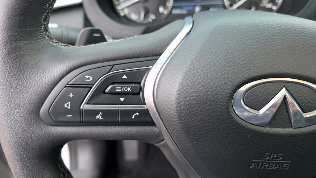 Used 2023 INFINITI QX50 Sensory AWD/4WD image 16