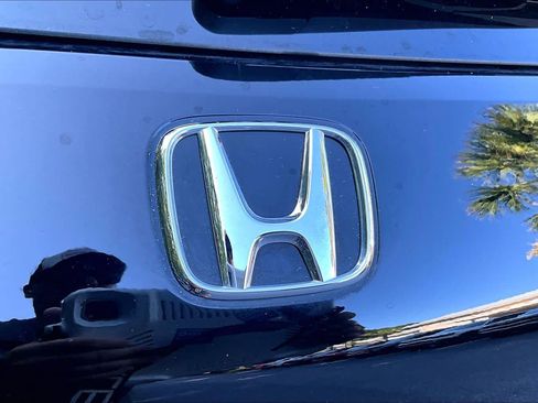 Certified 2026 Honda HR-V LX image 62