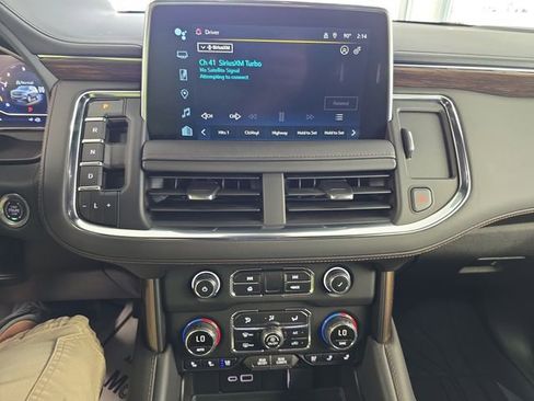 Used 2024 Chevrolet Tahoe High Country w/ Premium Package image 16