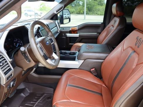 Used 2019 Ford F250 King Ranch w/ King Ranch Ultimate Package AWD/4WD image 11