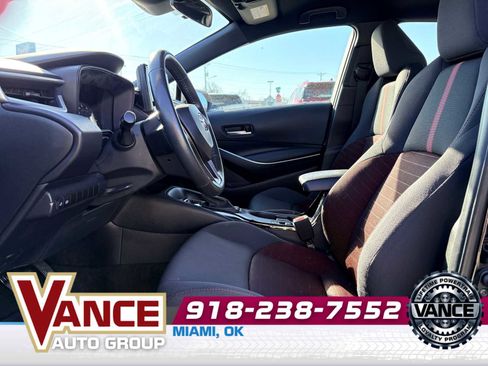 Used 2024 Toyota Corolla SE FWD image 11