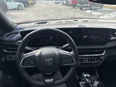 Used 2024 Buick Envista Avenir FWD image 30