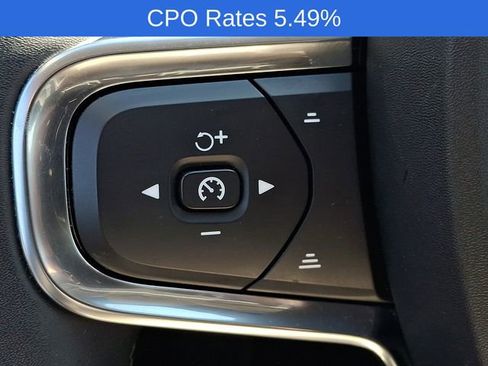 Certified 2023 Volvo XC40 B5 Plus w/ Climate Package AWD/4WD image 25