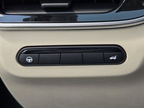 Used 2023 INFINITI QX60 Luxe w/ Performance Audio Package AWD/4WD image 37