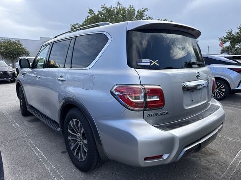 Used 2020 Nissan Armada SL w/ Premium Package RWD image 3