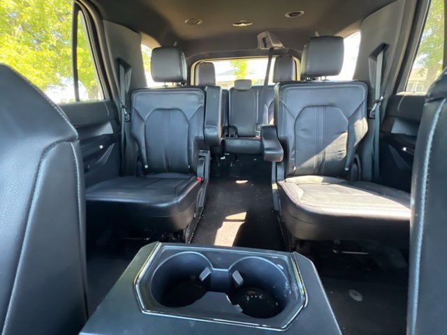 Used 2019 Ford Expedition Limited w/ Equipment Group 301A AWD/4WD image 15