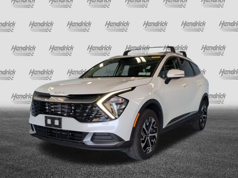 Used 2023 Kia Sportage EX AWD/4WD image 7