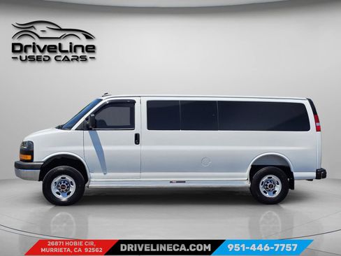 Used 2025 GMC Savana 3500 LT w/ LT Preferred Equipment Group RWD image 12