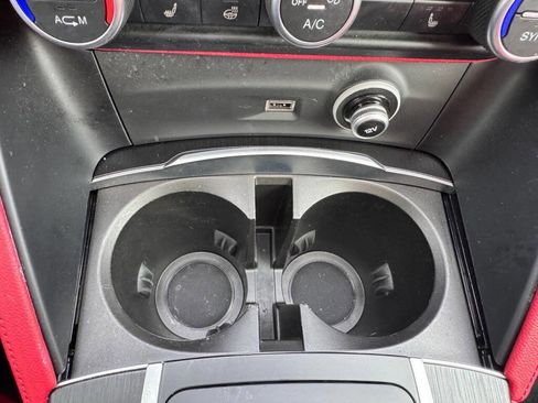 Used 2018 Alfa Romeo Stelvio Base AWD 4dr Crossover w/ Cold Weather Package image 13