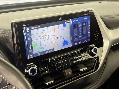 Used 2022 Toyota Highlander Platinum image 14