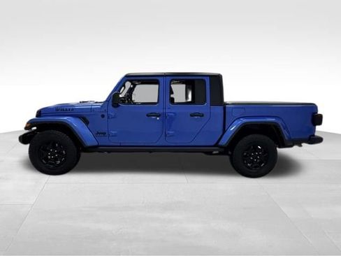 Used 2021 Jeep Gladiator Sport image 3