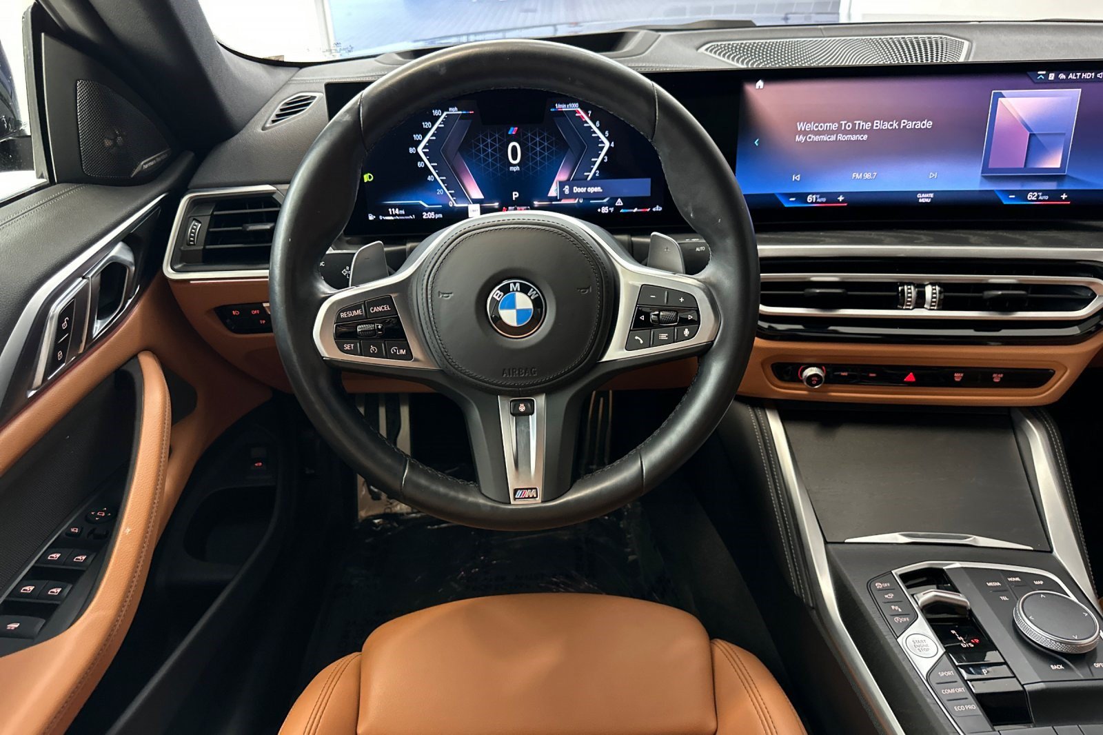 Used 2024 BMW 430i Convertible w/ M Sport Package RWD image 30