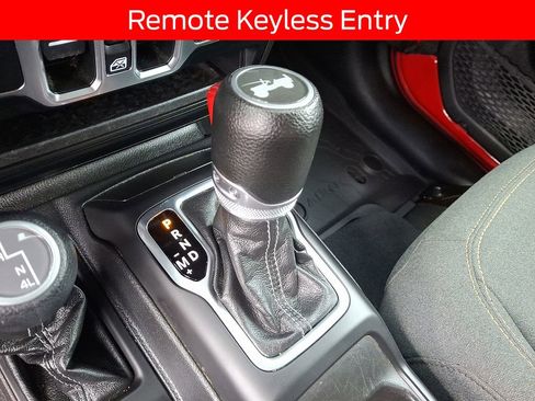 Used 2024 Jeep Wrangler Sport S image 14