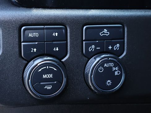Used 2022 Chevrolet Silverado 1500 LT w/ All Star Edition Plus AWD/4WD image 13