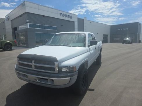 Used 1997 Dodge Ram 1500 Truck 4x4 Club Cab image 1