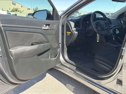 Used 2018 Hyundai Elantra SEL image 11