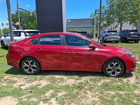 Used 2020 Kia Forte LXS FWD image 7