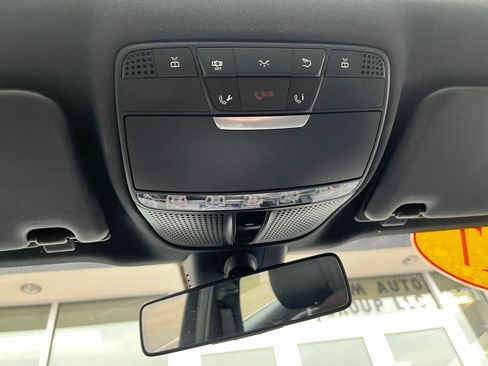 Used 2017 Mercedes-Benz E 300 4MATIC image 19