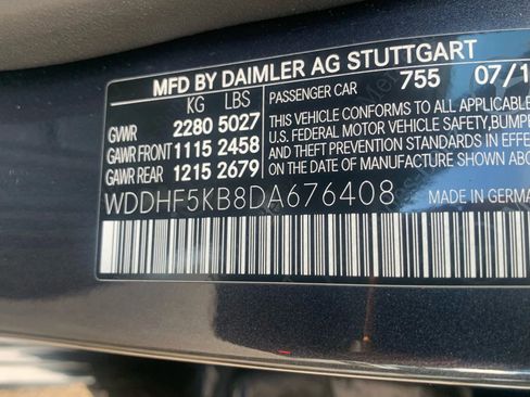 Used 2013 Mercedes-Benz E 350 Sedan image 35