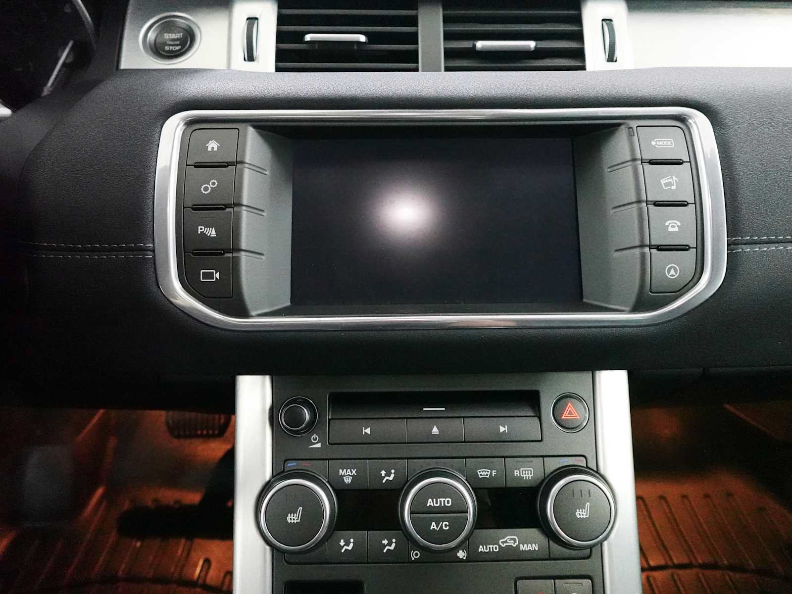 Used 2016 Land Rover Range Rover Evoque SE AWD/4WD image 22