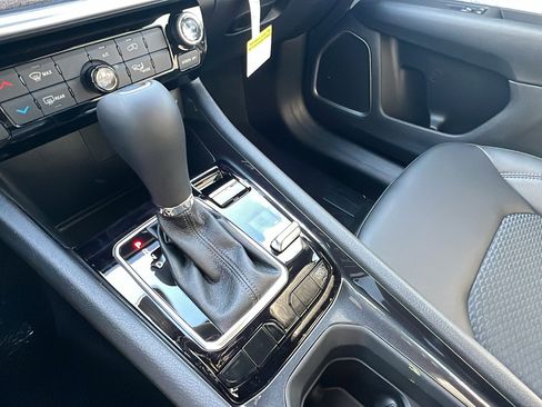 New 2026 Jeep Compass Latitude image 25