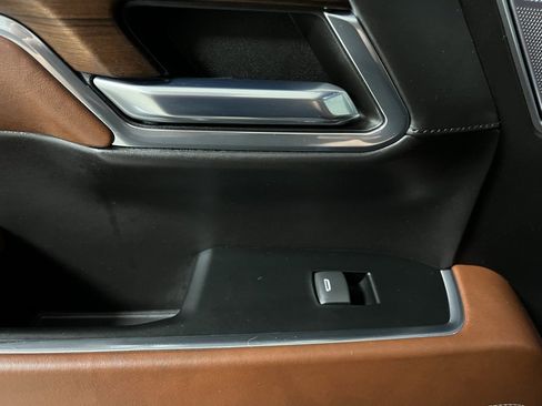 Used 2024 GMC Sierra 1500 Denali Ultimate image 46