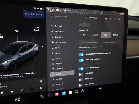 Used 2024 Tesla Model Y Long Range AWD/4WD image 25