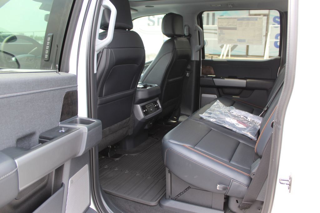 New 2026 Ford F350 Lariat w/ Lariat Ultimate Package AWD/4WD image 18