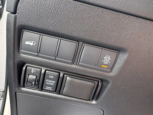 Used 2019 Nissan Armada SL AWD/4WD image 29