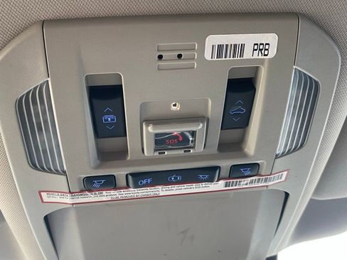 Used 2020 Toyota Highlander Platinum image 27