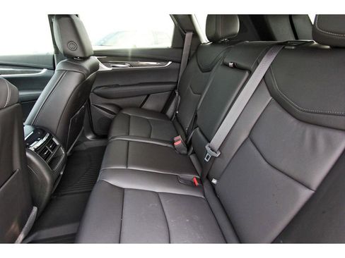 New 2024 Cadillac XT5 Sportv w/ Technology Package image 7