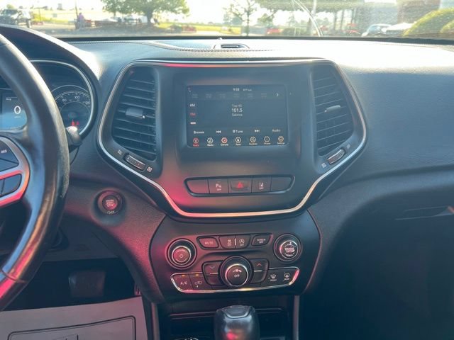 Certified 2021 Jeep Cherokee Latitude Plus AWD/4WD image 15