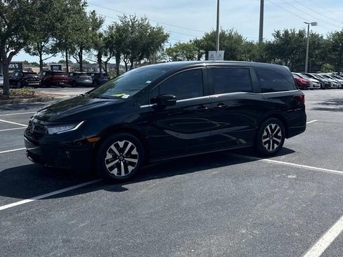 Certified 2025 Honda Odyssey EX-L image 7