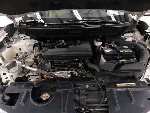 Used 2019 Nissan Rogue SL w/ Premium Package image 44