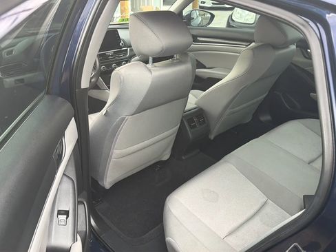 Used 2020 Honda Accord EX image 8