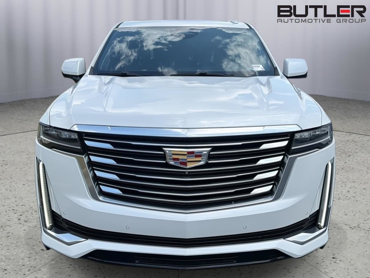 Used 2021 Cadillac Escalade Premium Luxury Platinum RWD image 9