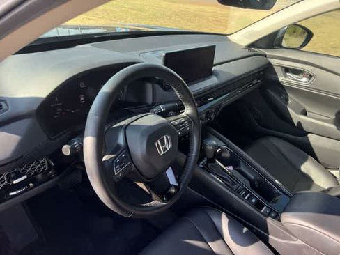 Used 2024 Honda Accord EX-L image 15
