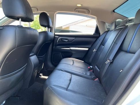 Used 2018 Nissan Altima 2.5 SR w/ SR Special Edition FWD image 13