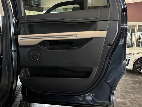 Used 2023 Ford Expedition Max Limited AWD/4WD image 38