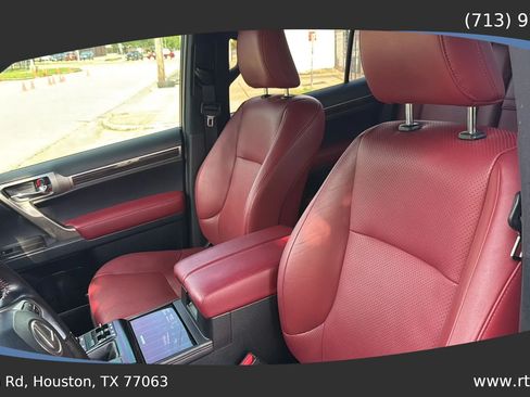 Used 2020 Lexus GX 460 Luxury w/ Accessory Package AWD/4WD image 26